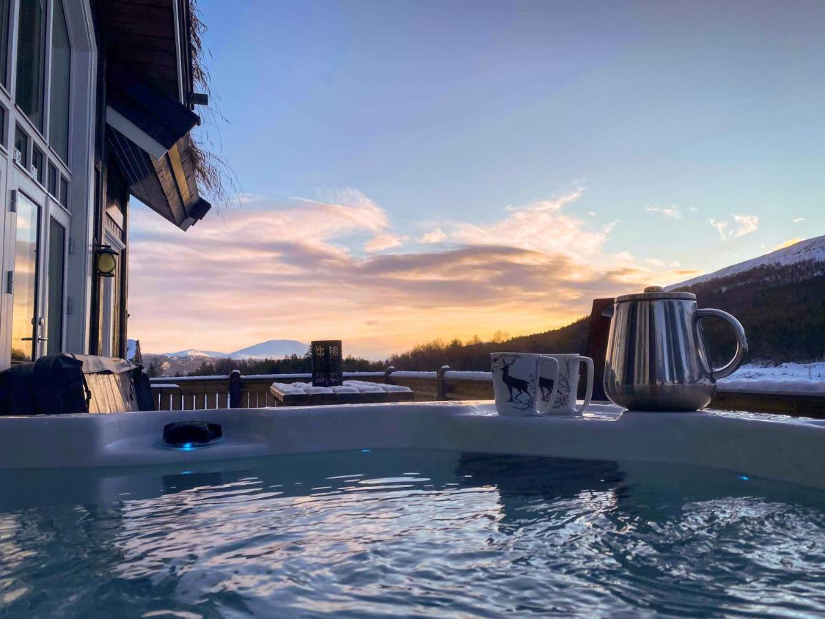 Villa Lemonsjoen-Jotunheimen-Besseggen Stuttgongfossen Esterno foto